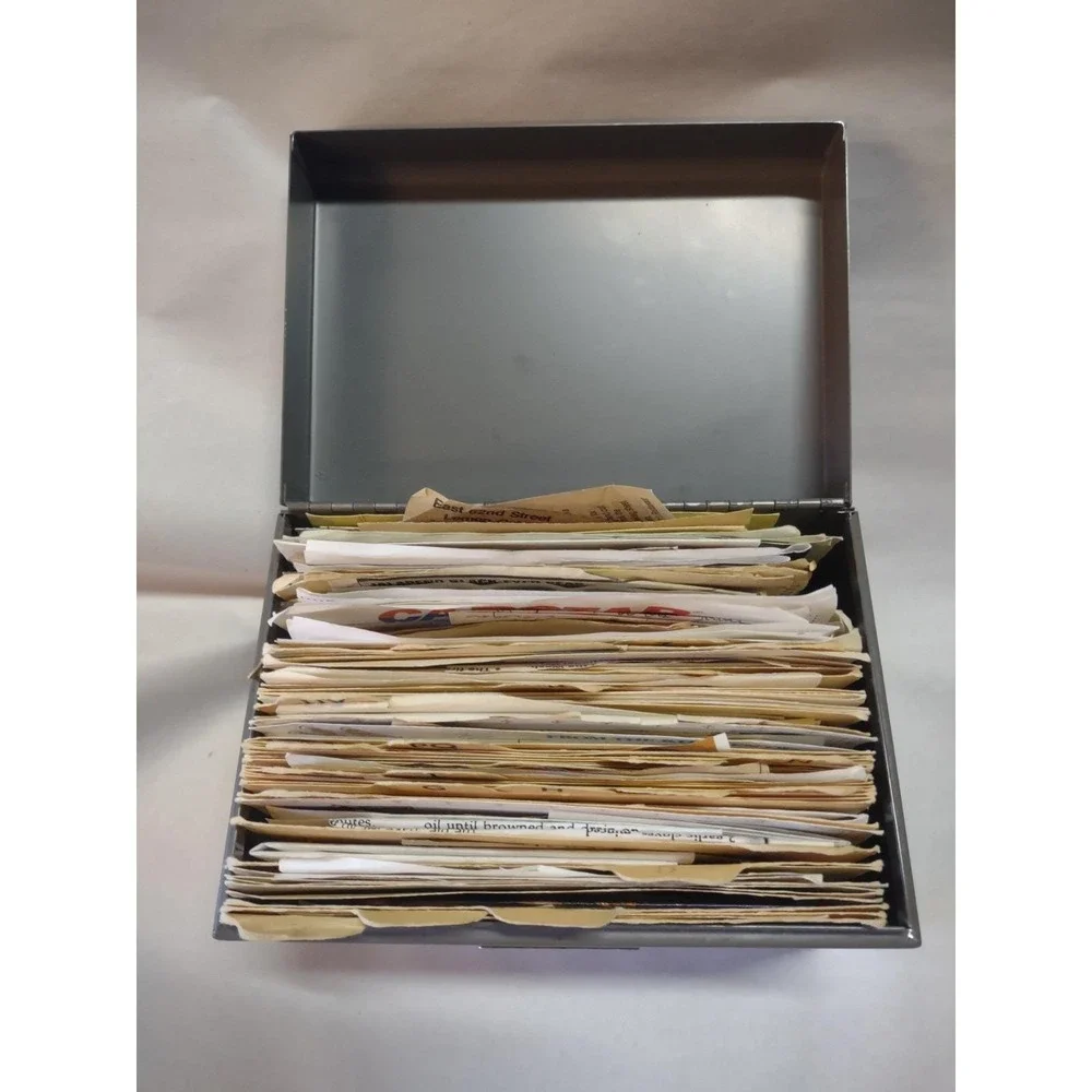 Vintage Grandmas Handwritten Recipe Cards & Clippings In Sears Tower Box